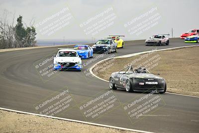 media/Jan-26-2025-CalClub SCCA (Sun) [[cfcea7df88]]/Group 5/Race/